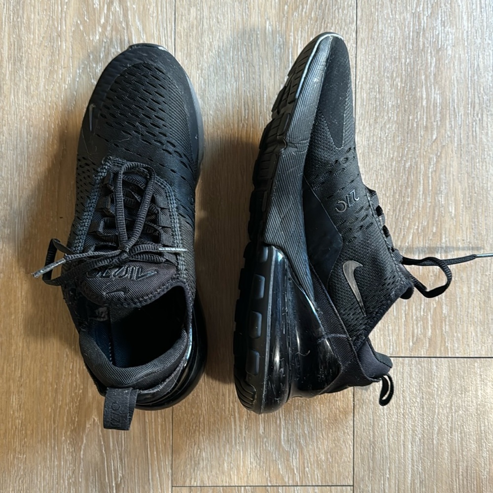 Women’s air max 270